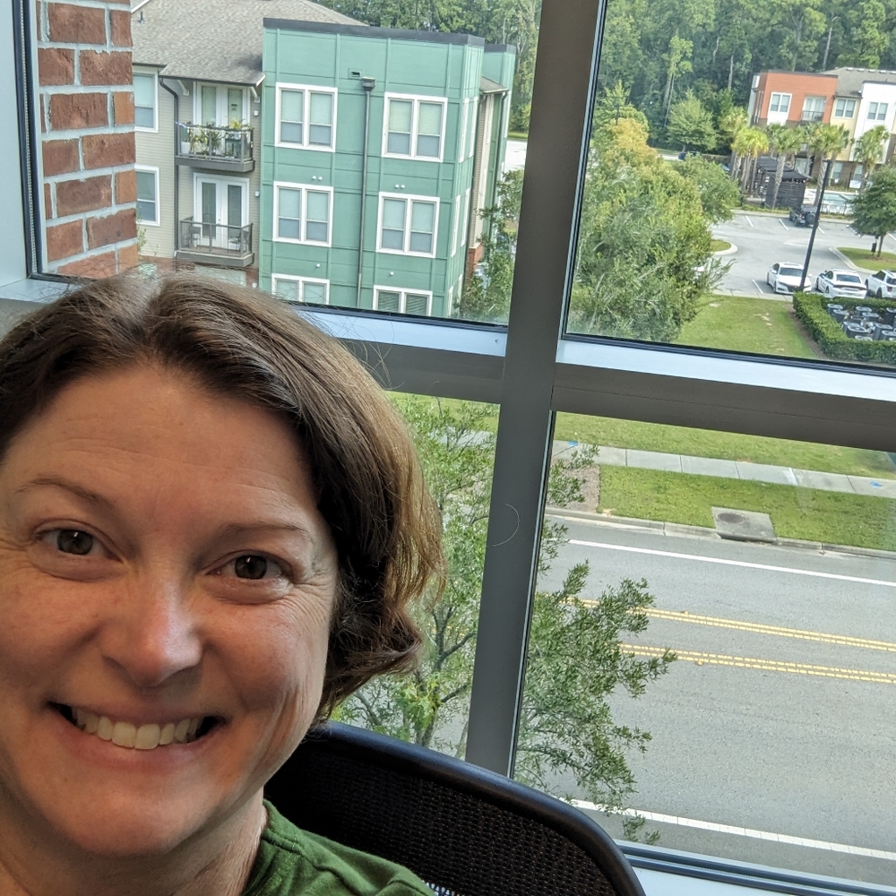 Meet your Posher, Deanna